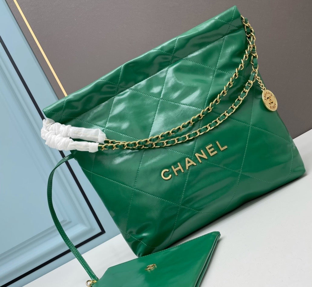 chanel 22 bag green